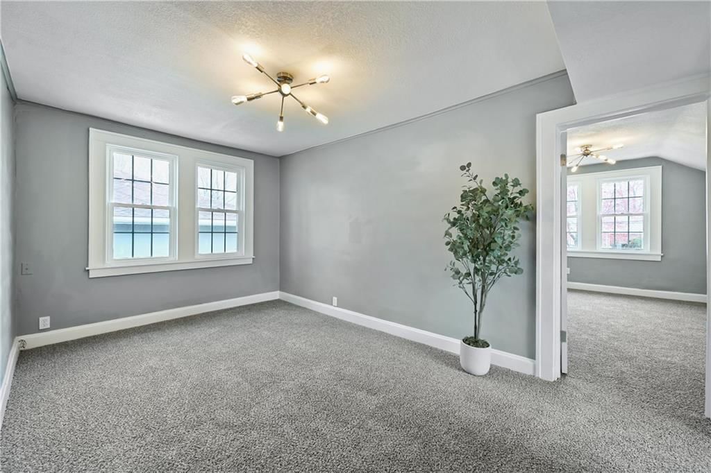 1326 S Spring Street — photo 11
