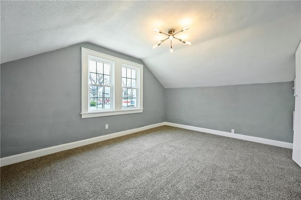 1326 S Spring Street — photo 15