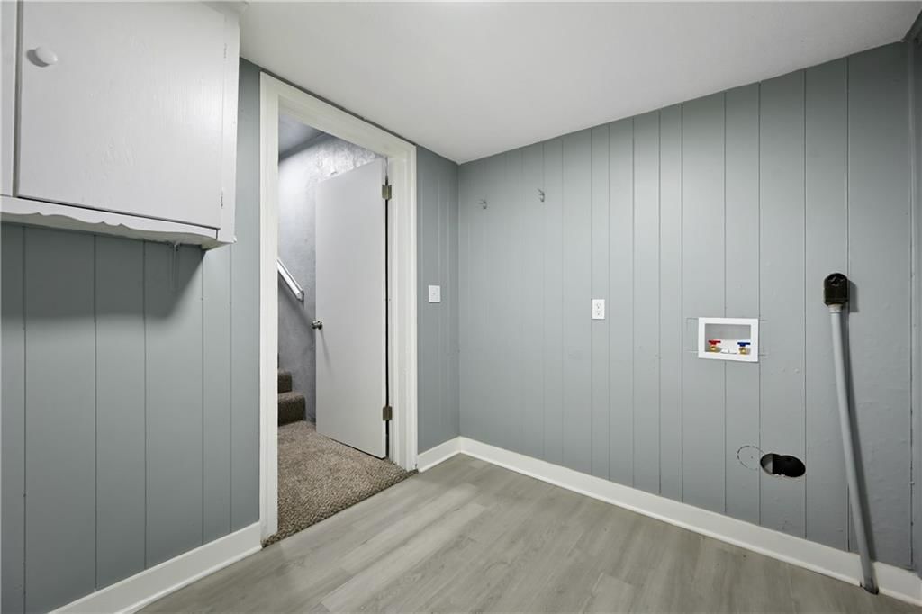 1326 S Spring Street — photo 16