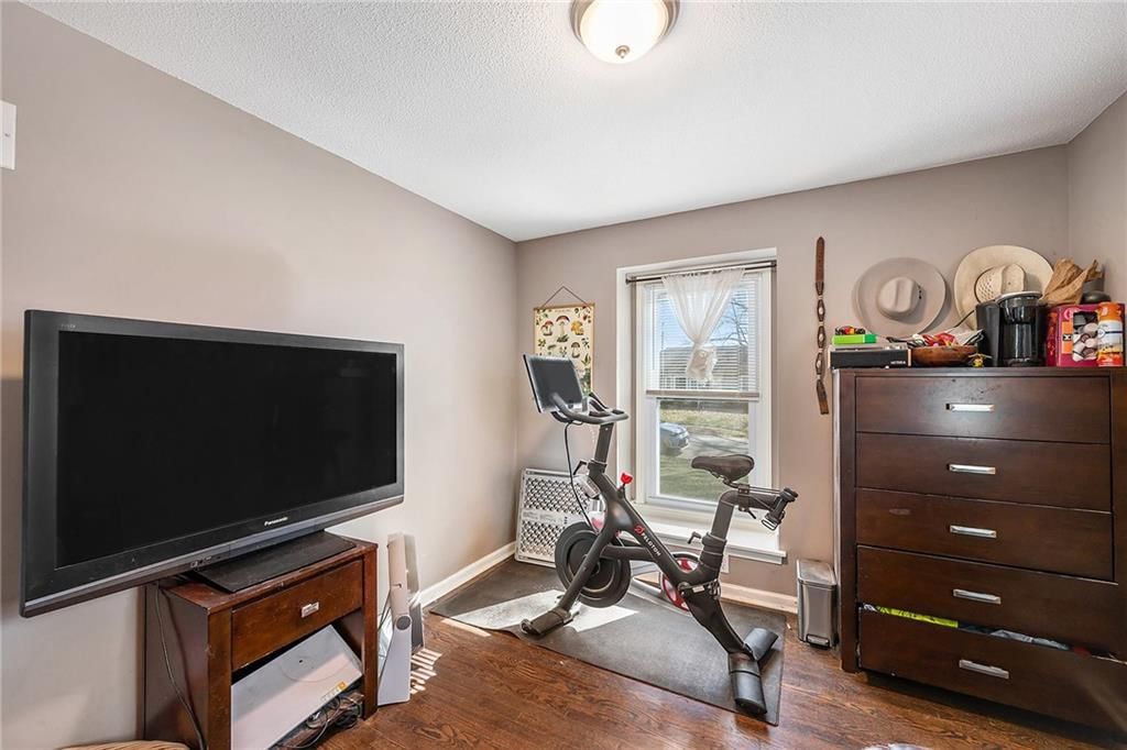 11004 Spring Valley Road — photo 11