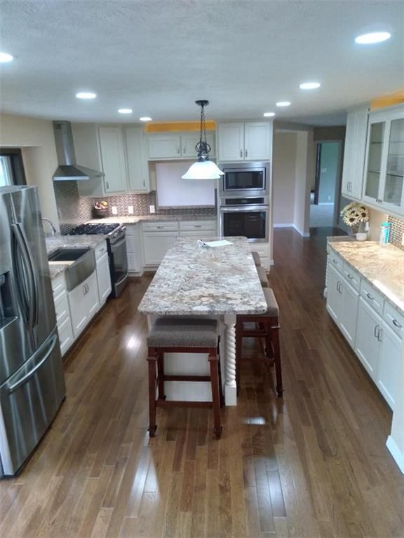 2096 Indian Road — photo 35