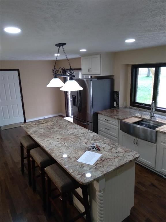 2096 Indian Road — photo 36