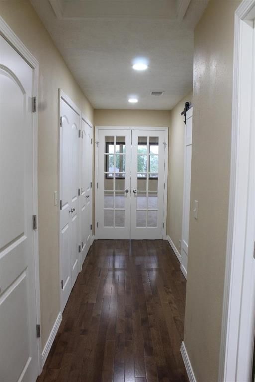 2096 Indian Road — photo 72