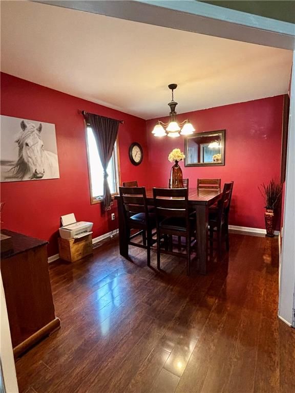 Photo 5 of 18 - 1519 Niagara Street