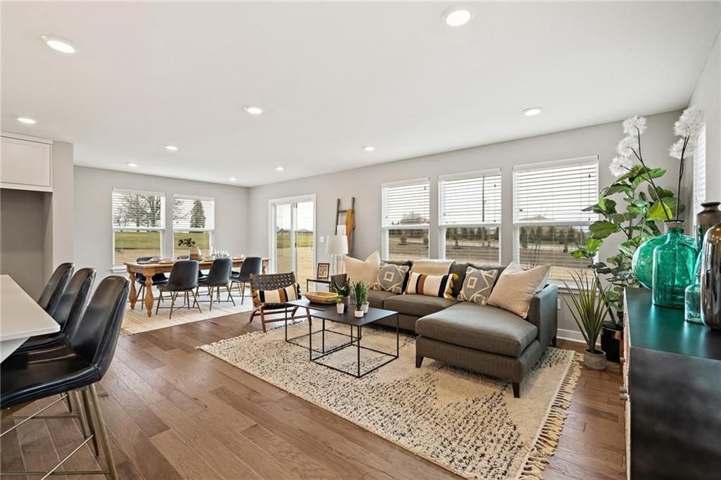 Photo 10 of 41 - 8821 SW 10th Street