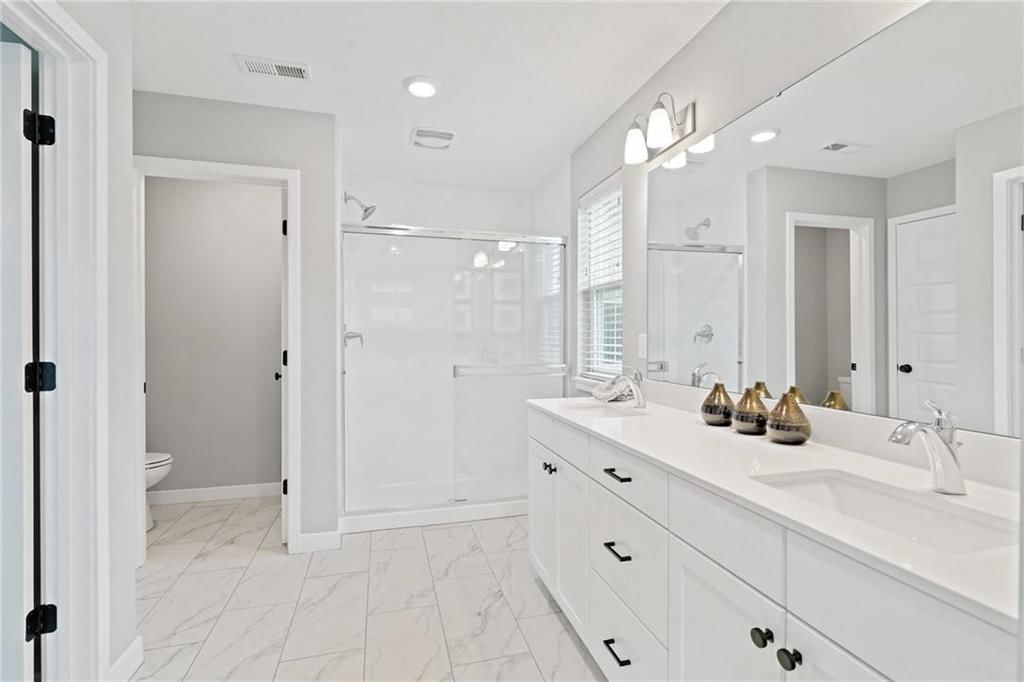 Photo 23 of 41 - 8821 SW 10th Street