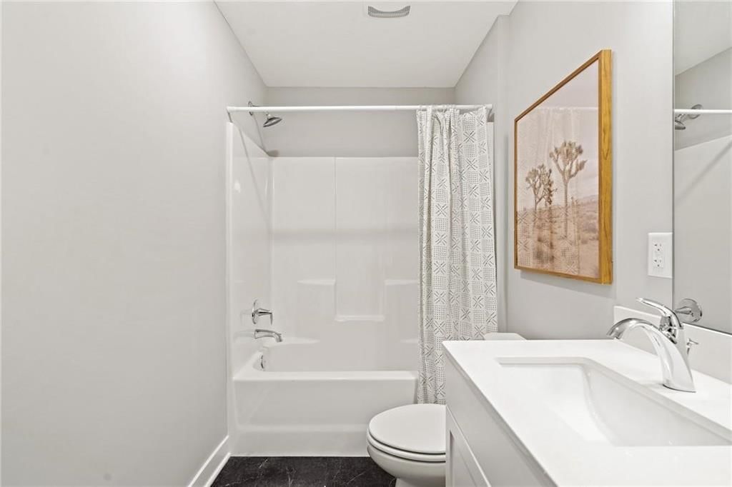 Photo 27 of 41 - 8821 SW 10th Street