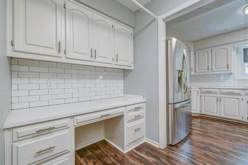 4907 Ridgeway Avenue — photo 14