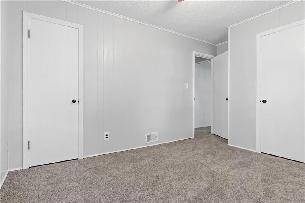 5720 Maywood Street — photo 9