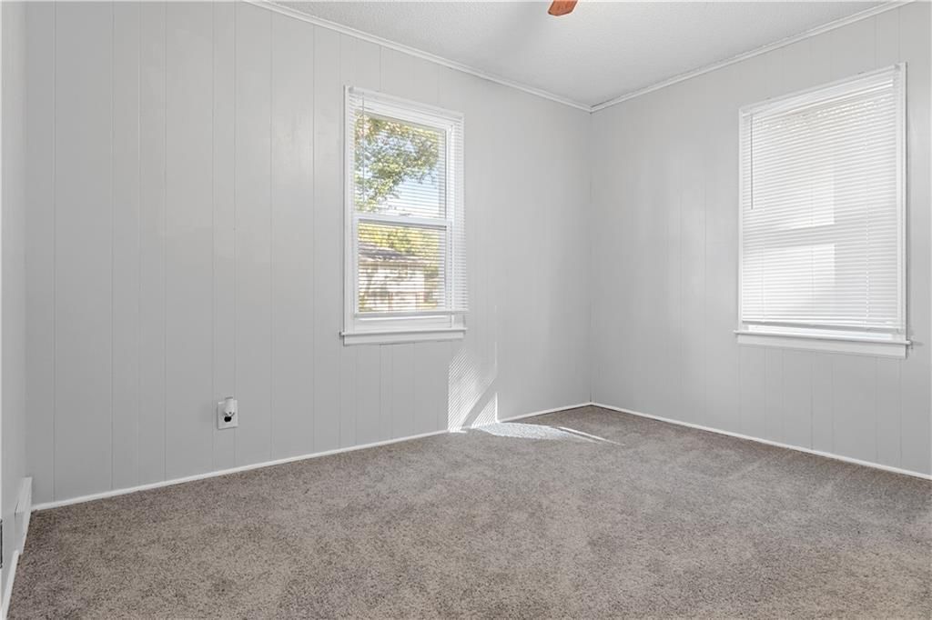 5720 Maywood Street — photo 10