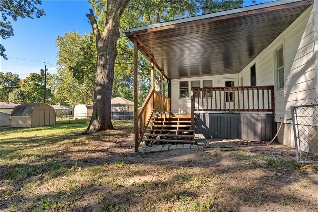5720 Maywood Street — photo 22