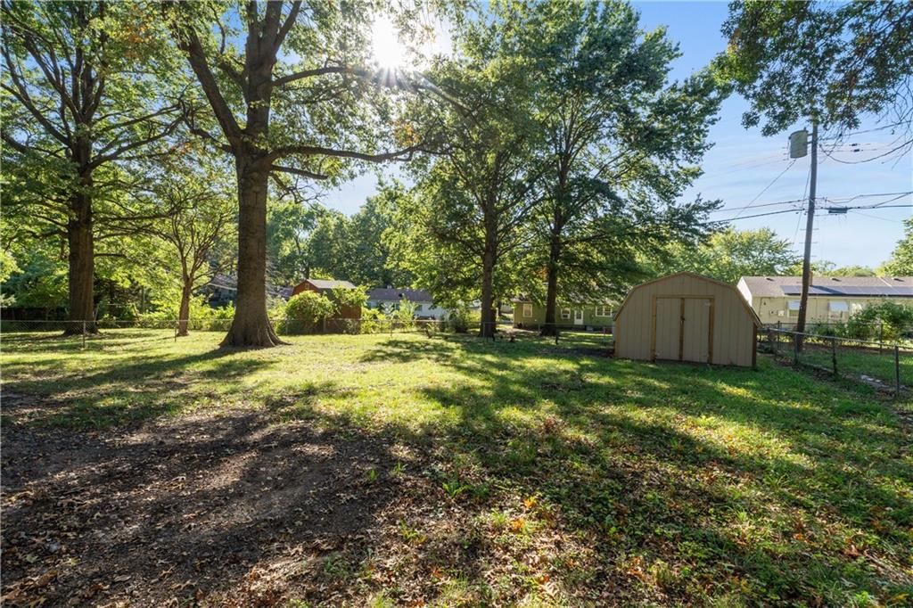 5720 Maywood Street — photo 24
