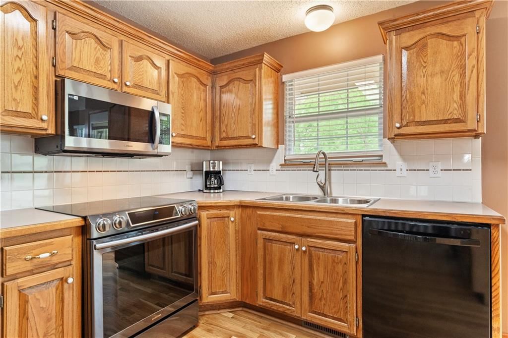 1006 Shorthorn Road — photo 16