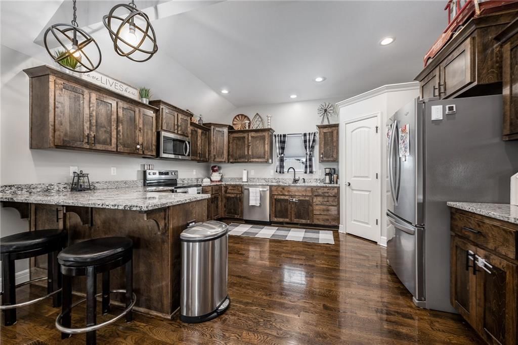 900 N Hickory Drive — photo 5