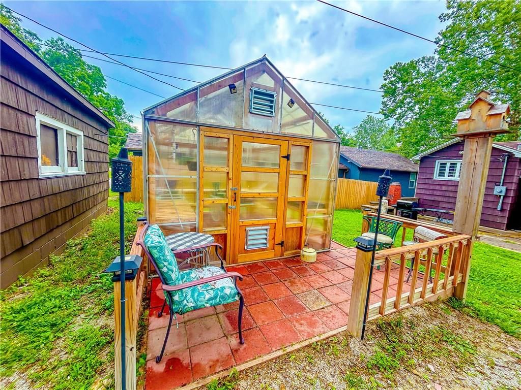 1124 Pacific Avenue — photo 34