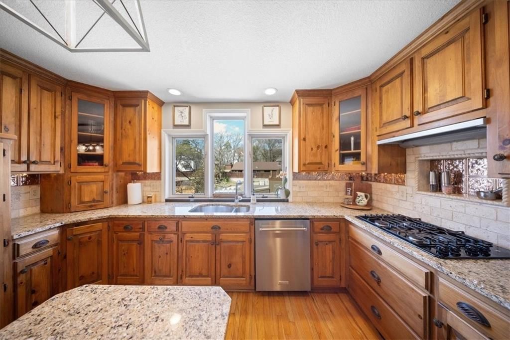 4808 El Monte Street — photo 8