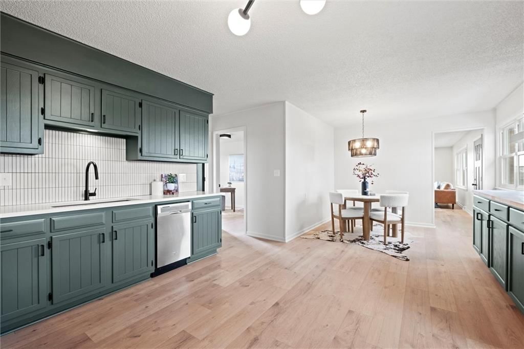 Photo 16 of 37 - 14875 Edgerton Road