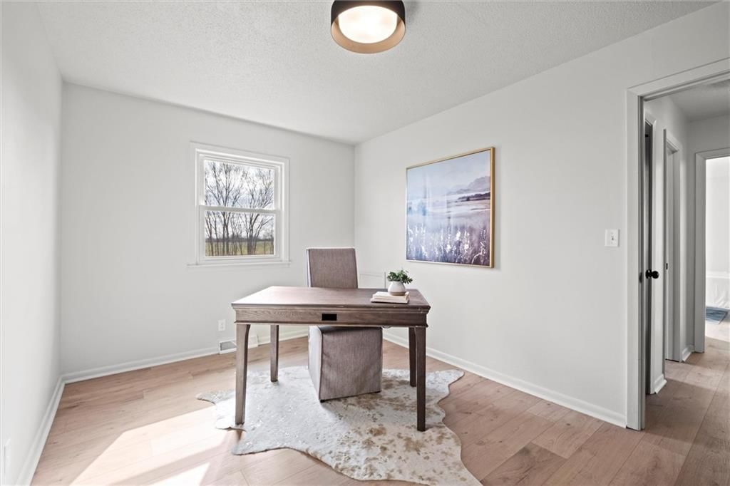 Photo 21 of 37 - 14875 Edgerton Road