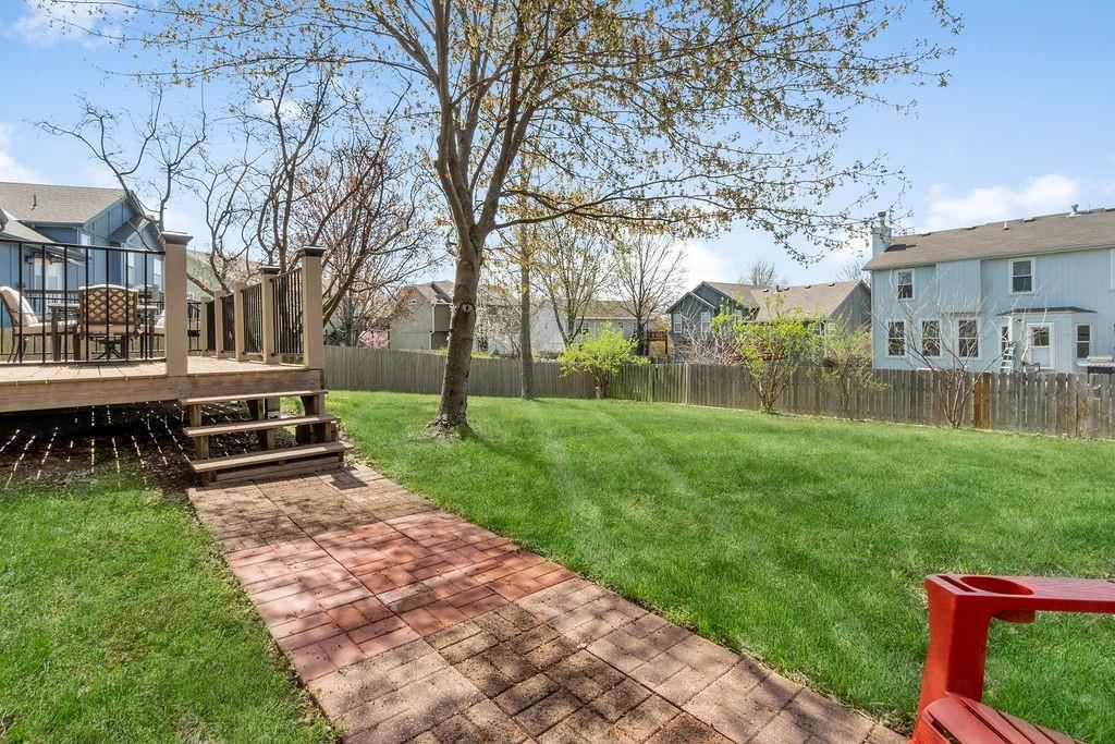 1001 N Clinton Street — photo 35