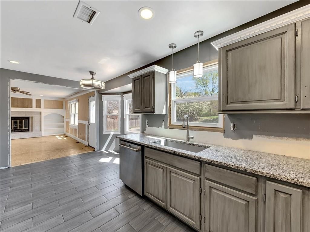 2623 W 131 Street — photo 9