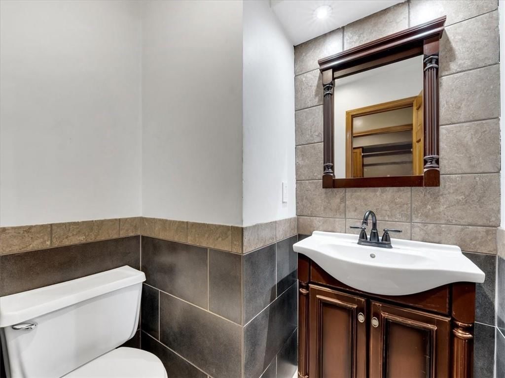 2623 W 131 Street — photo 10