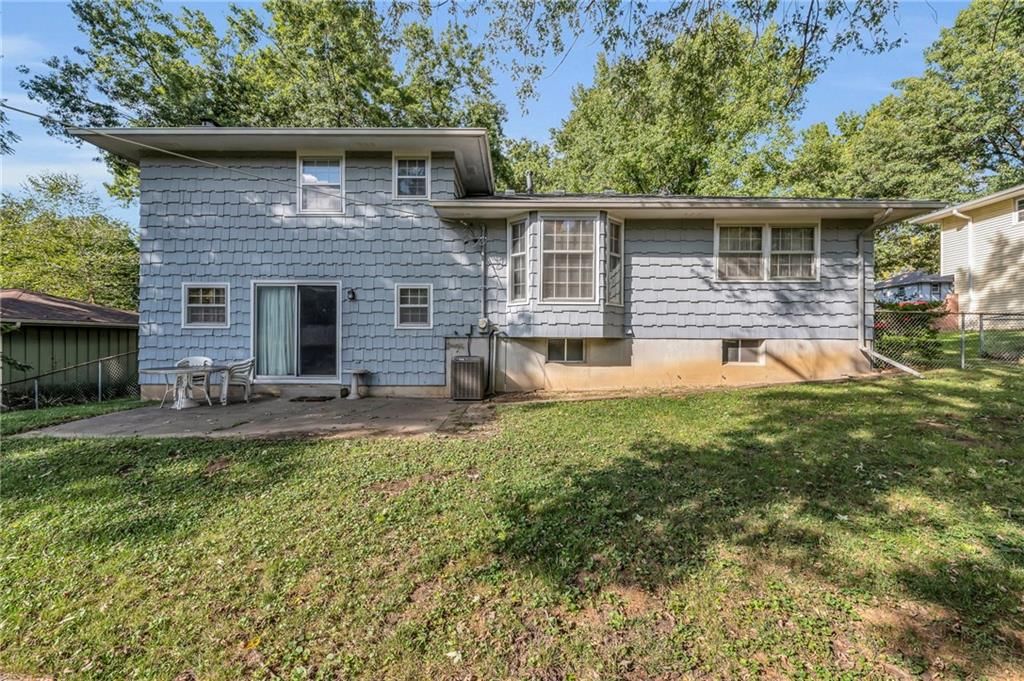 8337 Oakland Avenue — photo 30
