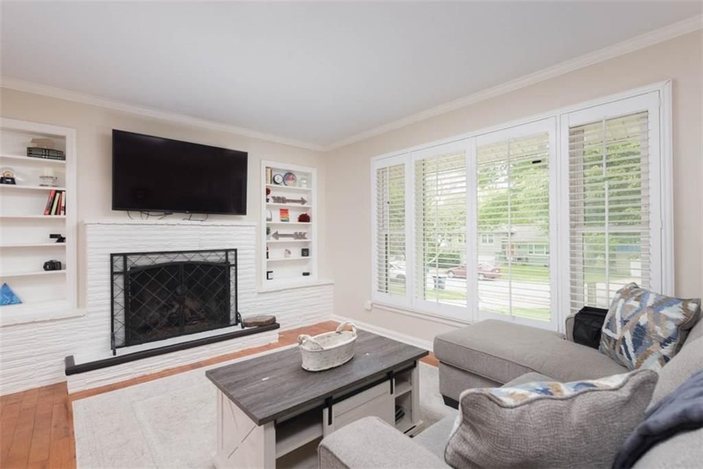3817 W 74th Street — photo 9