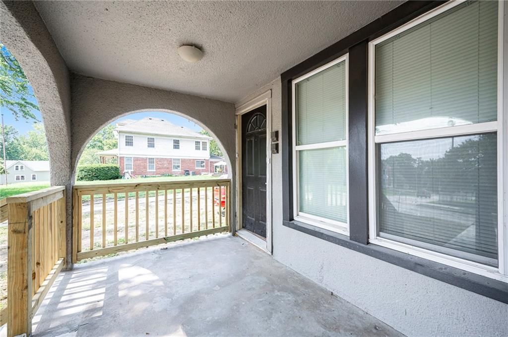 3318 E 10 Street — photo 5