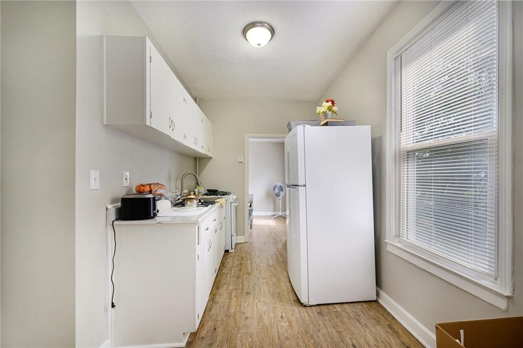 3318 E 10 Street — photo 6