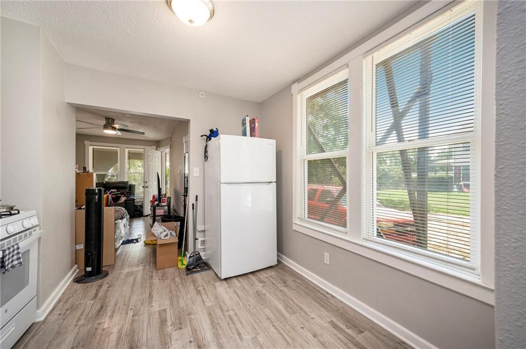 3318 E 10 Street — photo 7