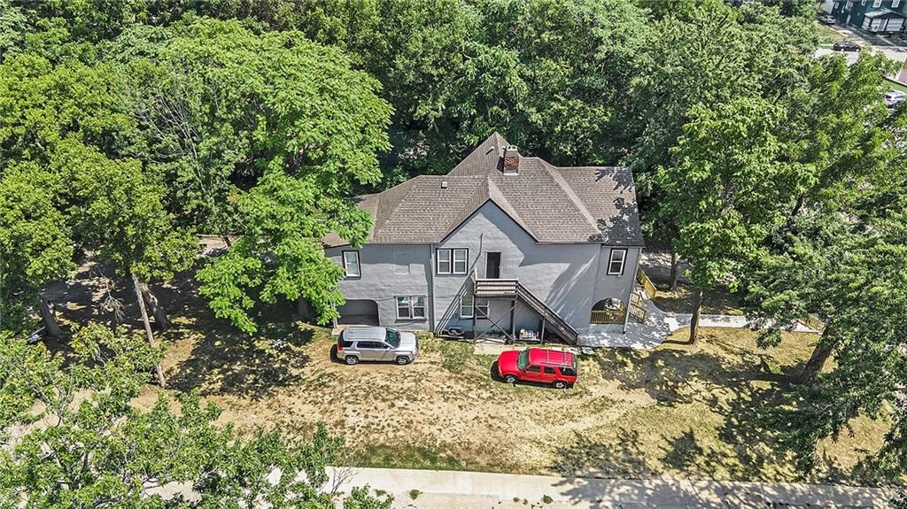 3318 E 10 Street — photo 25