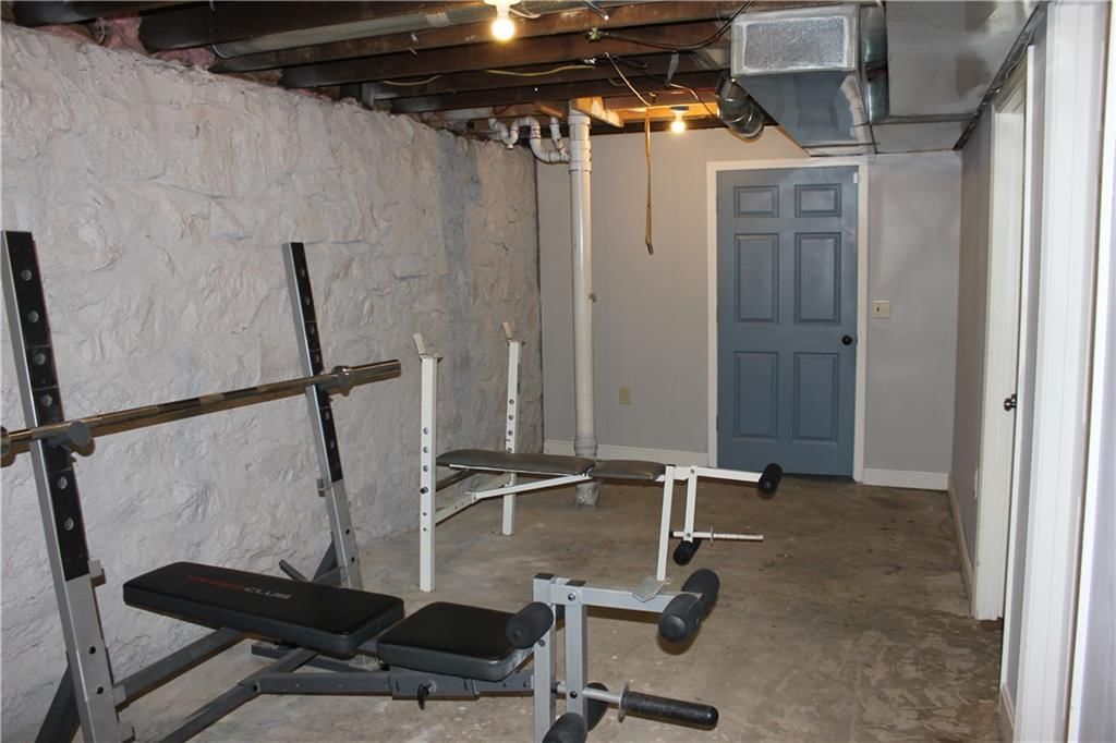 400 Norton Avenue — photo 11