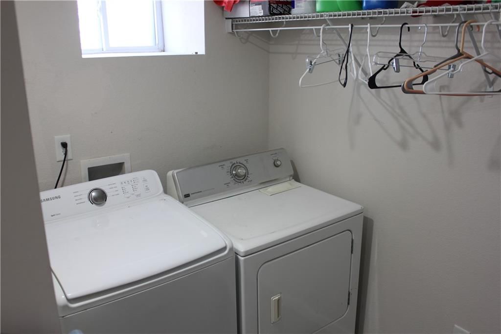 400 Norton Avenue — photo 13