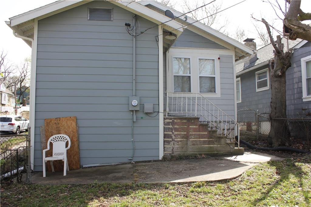 400 Norton Avenue — photo 15