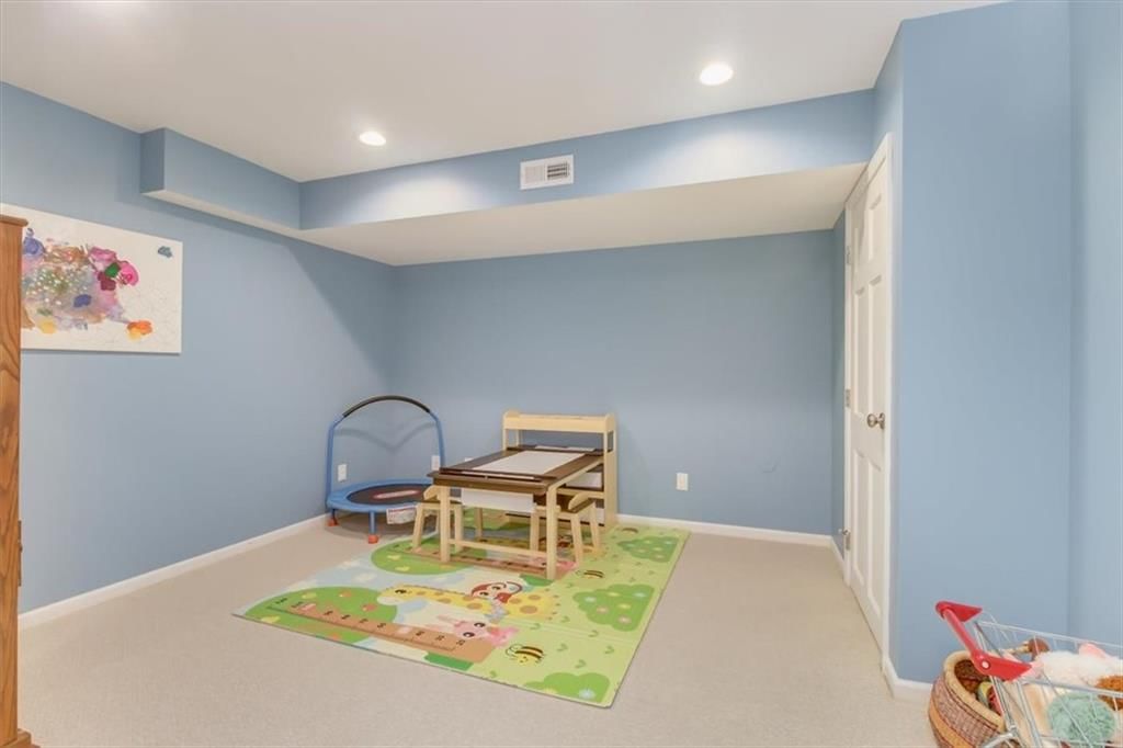 4121 NE Courtney Drive — photo 32