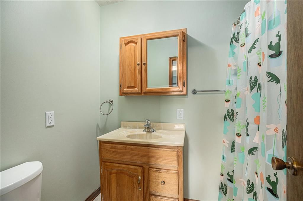7005 Fulton Road — photo 16
