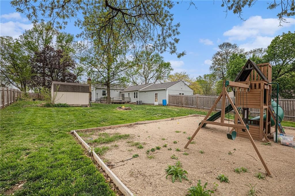 7005 Fulton Road — photo 27