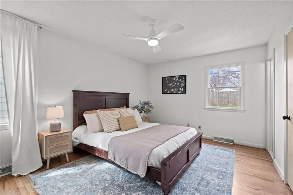 7116 Glenwood Street — photo 13