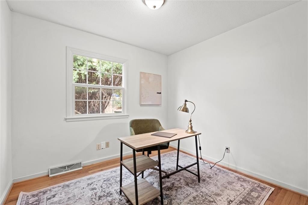 7116 Glenwood Street — photo 17