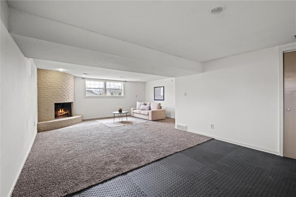 7116 Glenwood Street — photo 26
