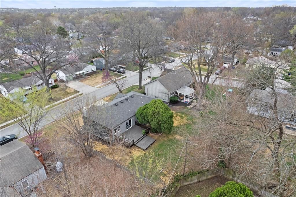 7116 Glenwood Street — photo 34
