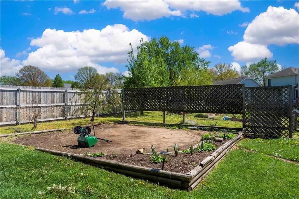 14305 S Cottonwood Drive — photo 33
