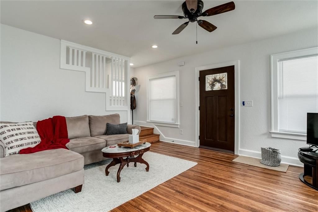 4040 Flora Avenue — photo 5