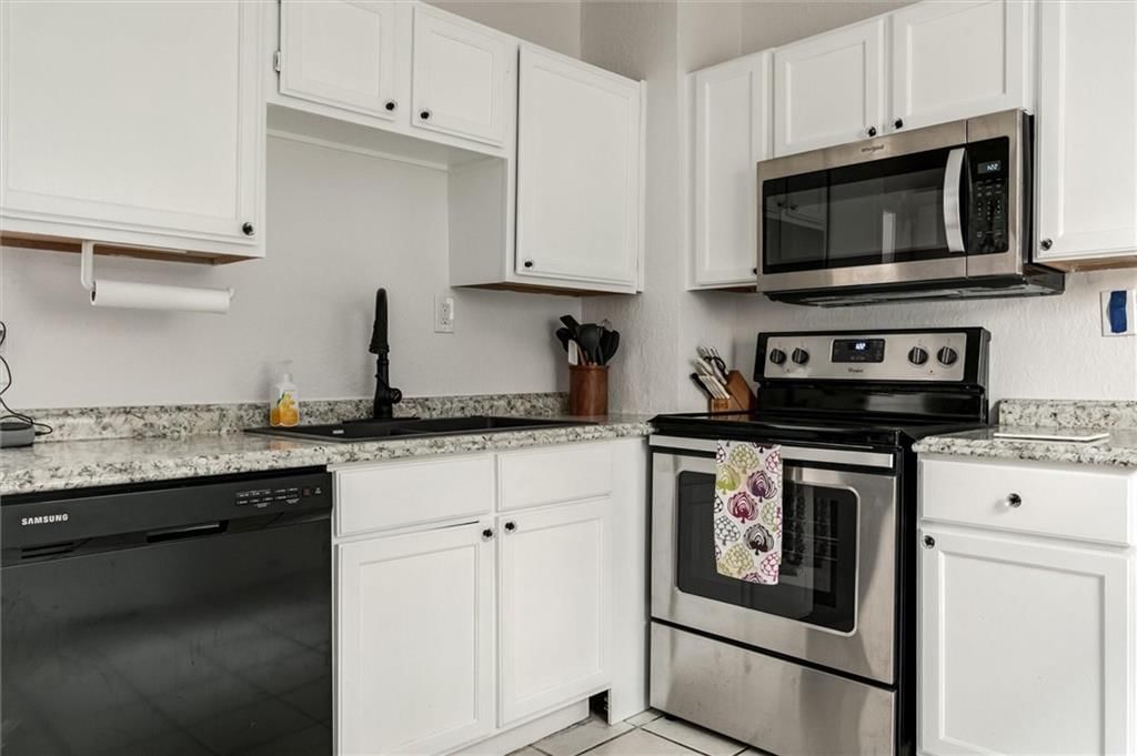 4040 Flora Avenue — photo 8