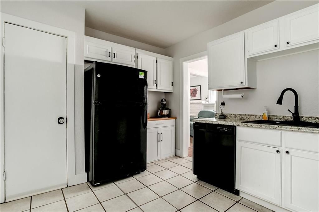 4040 Flora Avenue — photo 10