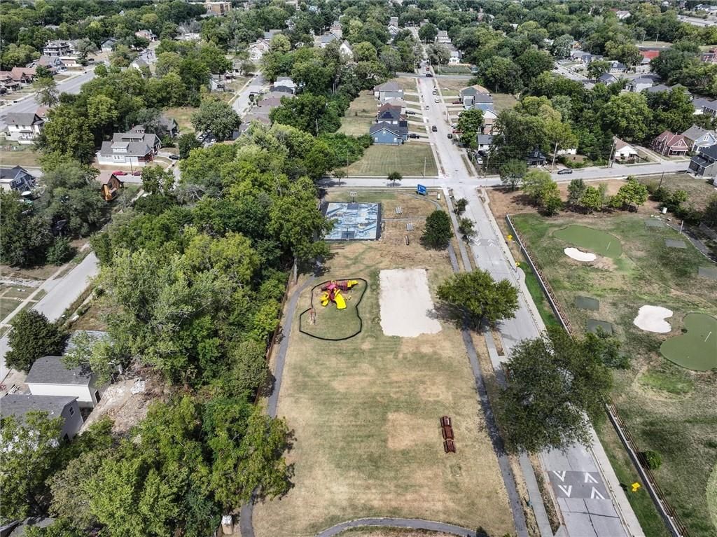 4040 Flora Avenue — photo 25