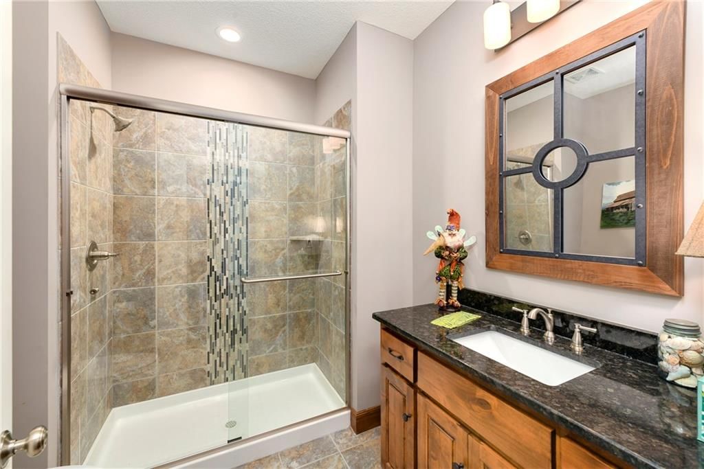 1699 NE Parkwood Drive — photo 5