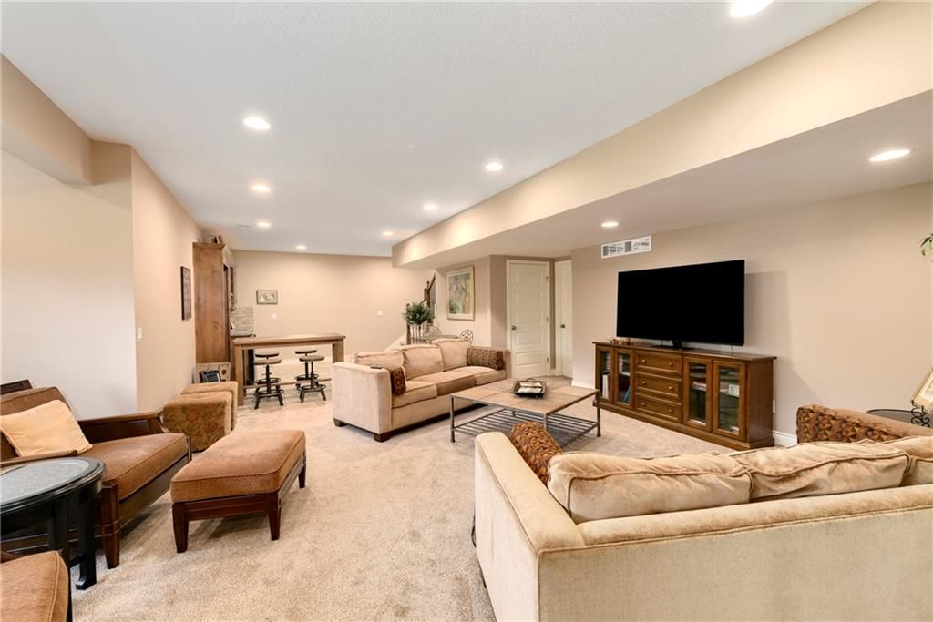 1699 NE Parkwood Drive — photo 34