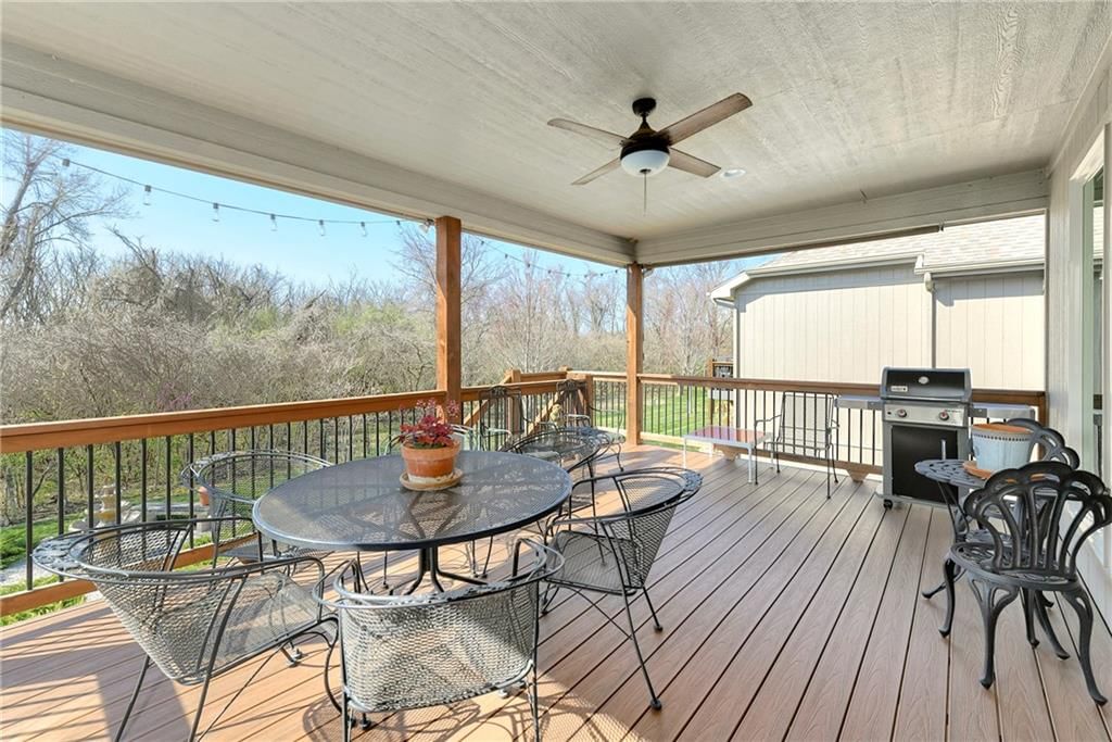 1699 NE Parkwood Drive — photo 40