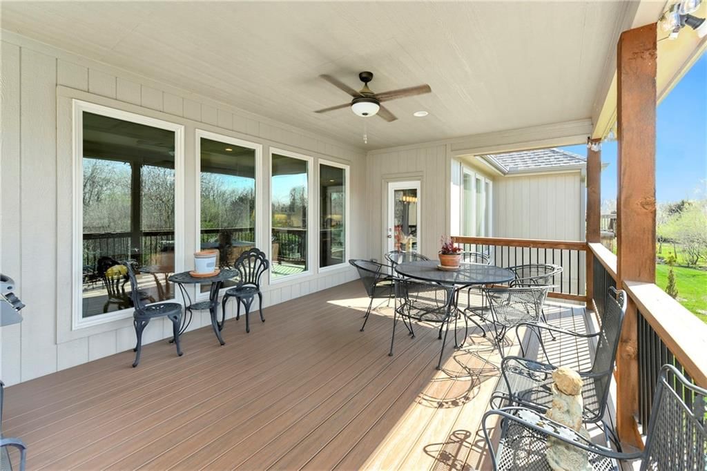 1699 NE Parkwood Drive — photo 42